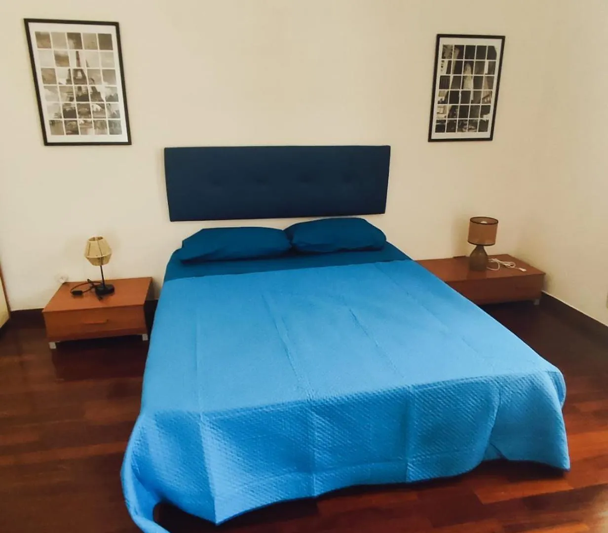 Chimney House Apartment Bari